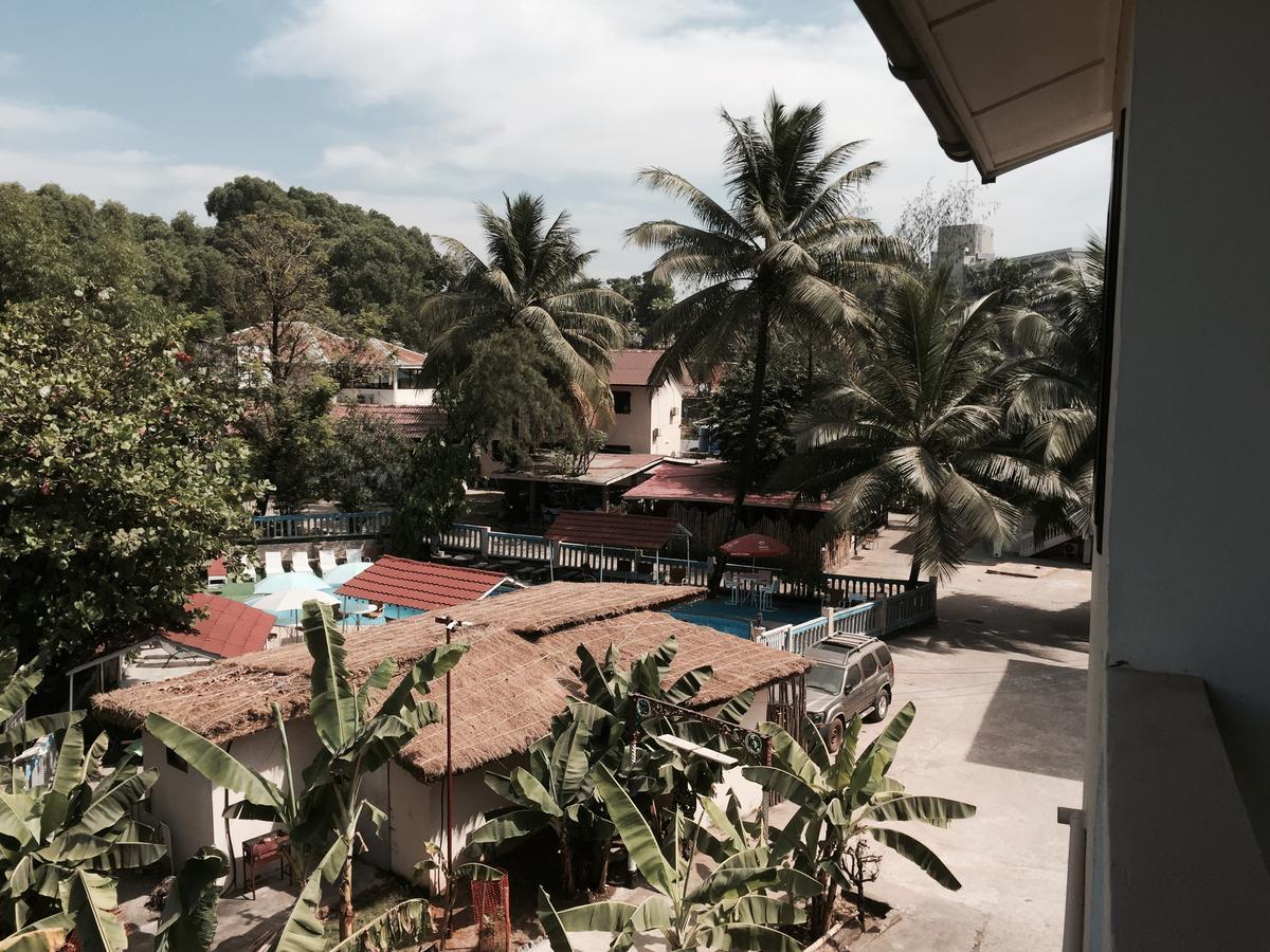 The Family Kingdom Resort Freetown Esterno foto