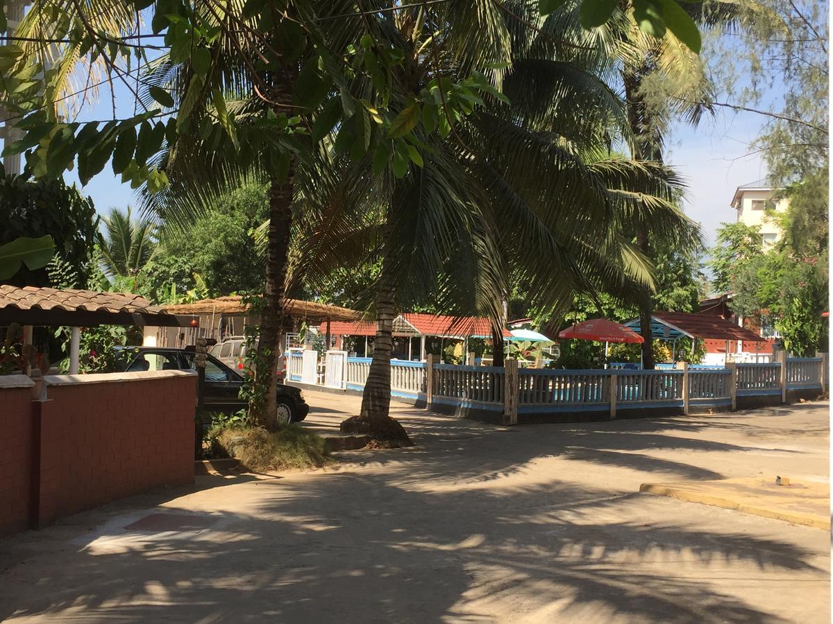 The Family Kingdom Resort Freetown Esterno foto