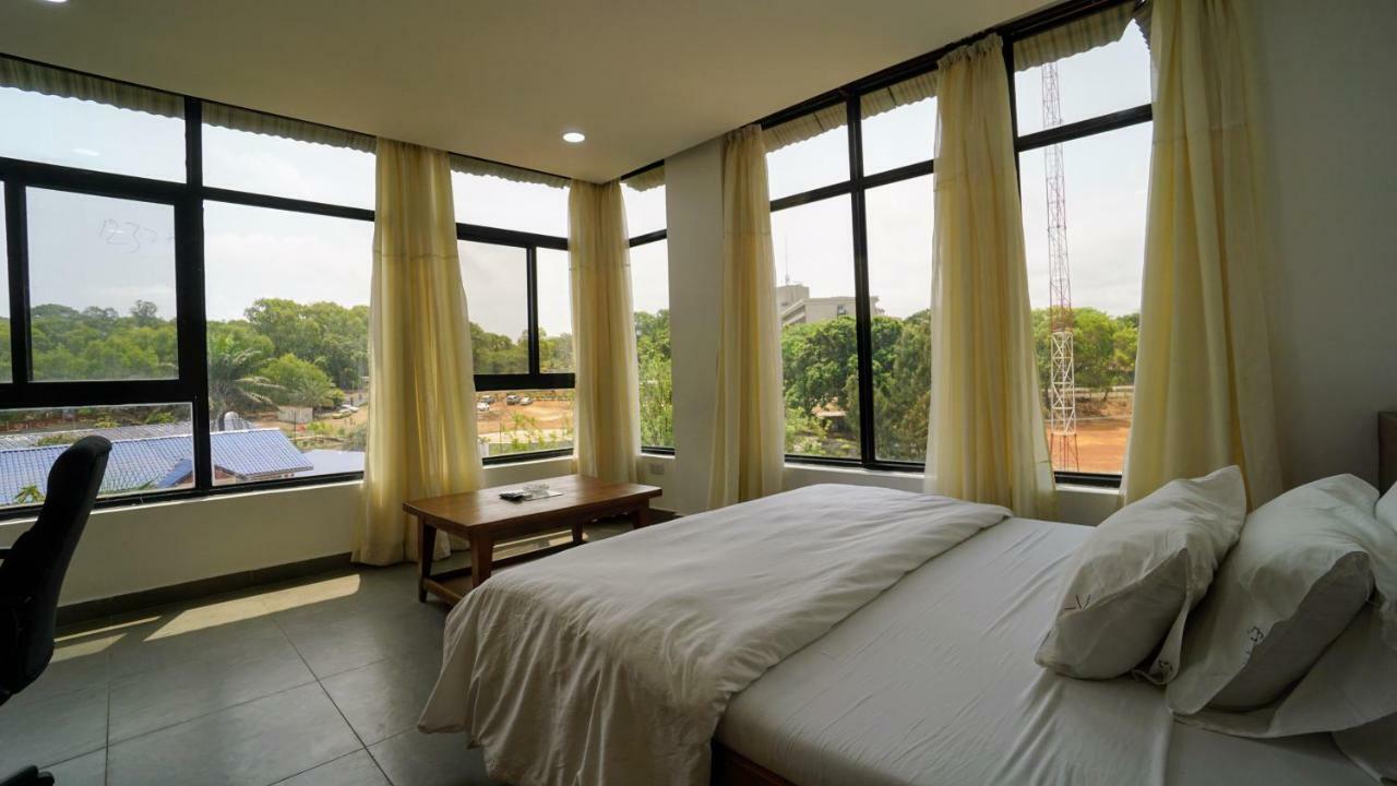 The Family Kingdom Resort Freetown Esterno foto