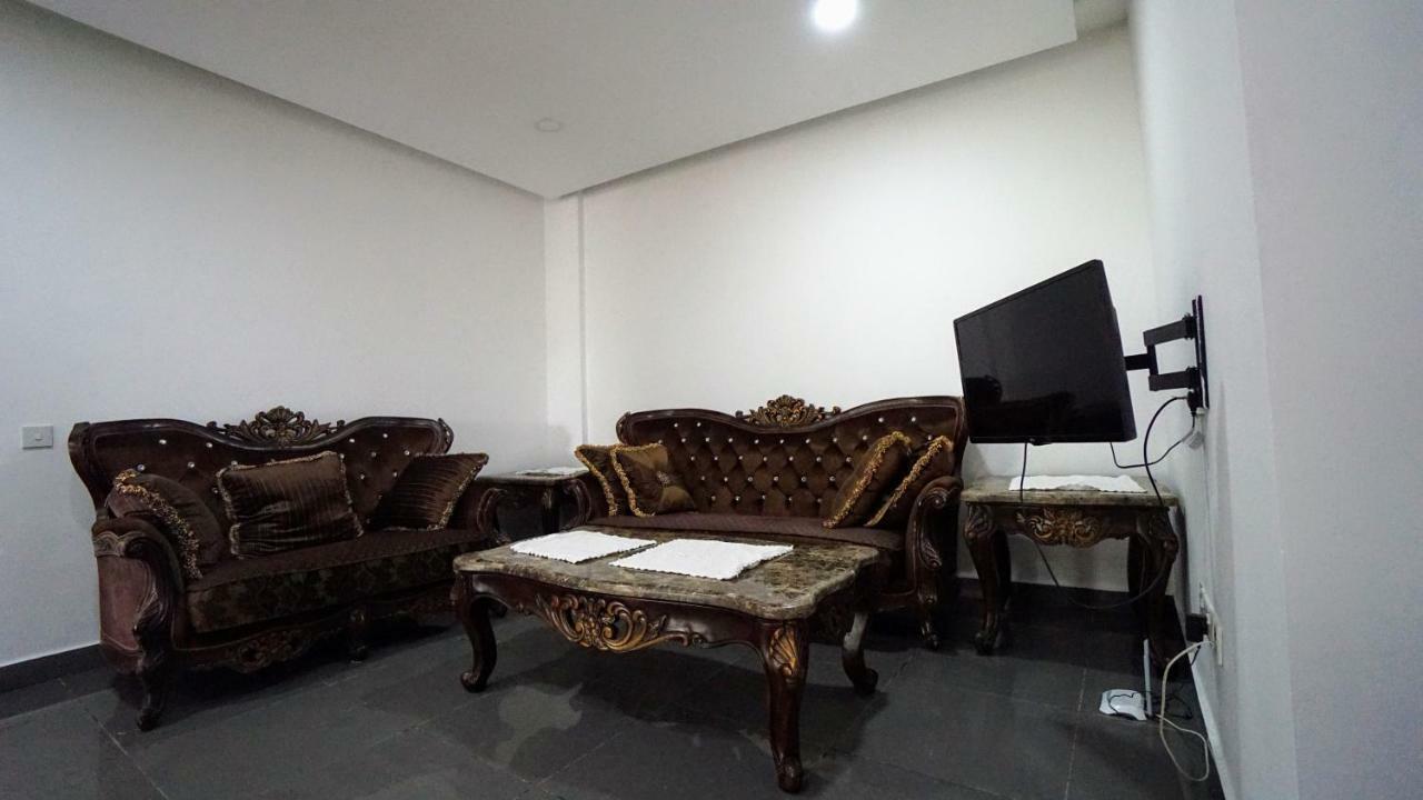 The Family Kingdom Resort Freetown Esterno foto